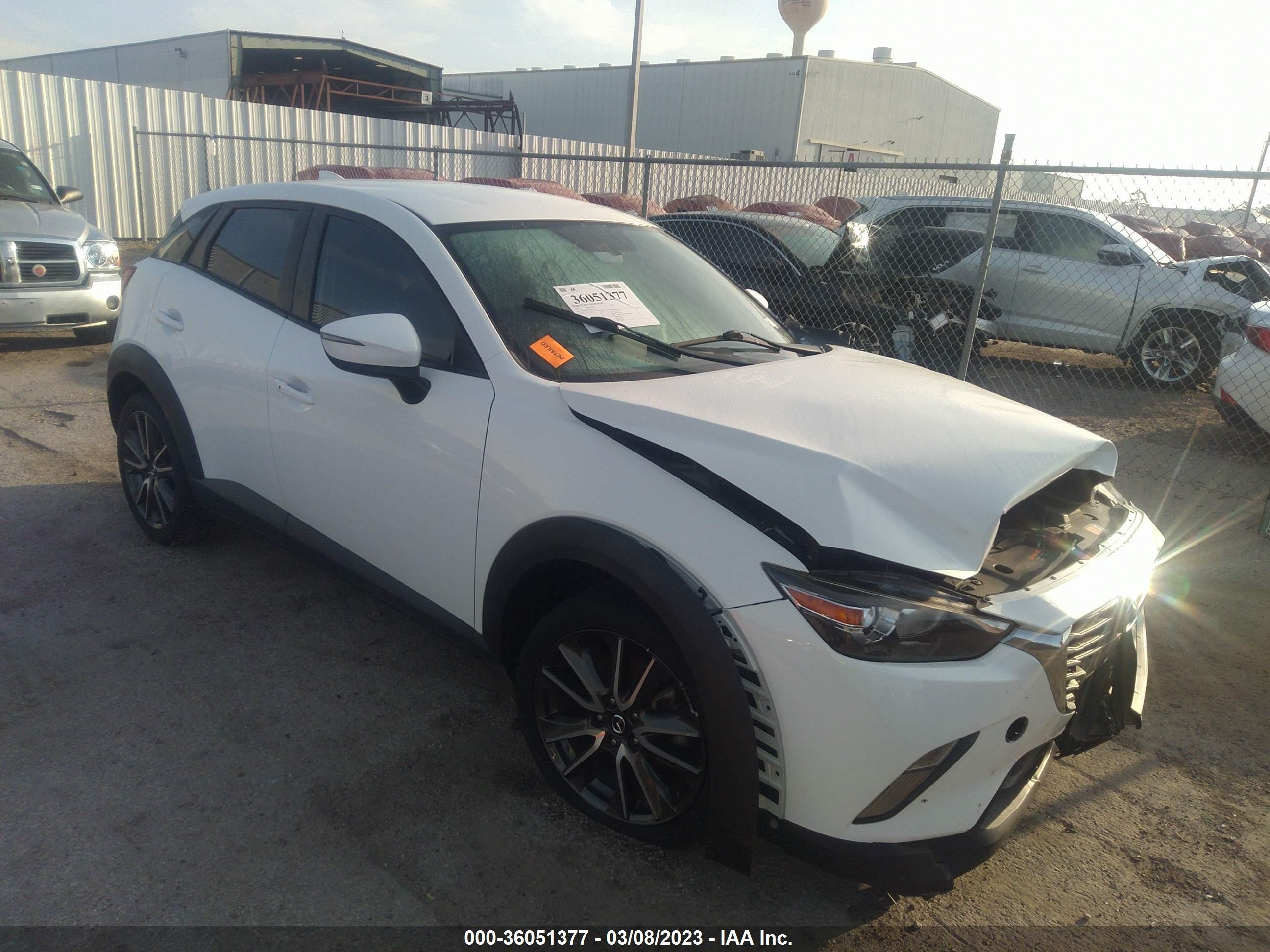 MAZDA CX-3 2017 jm1dkfc75h0143352