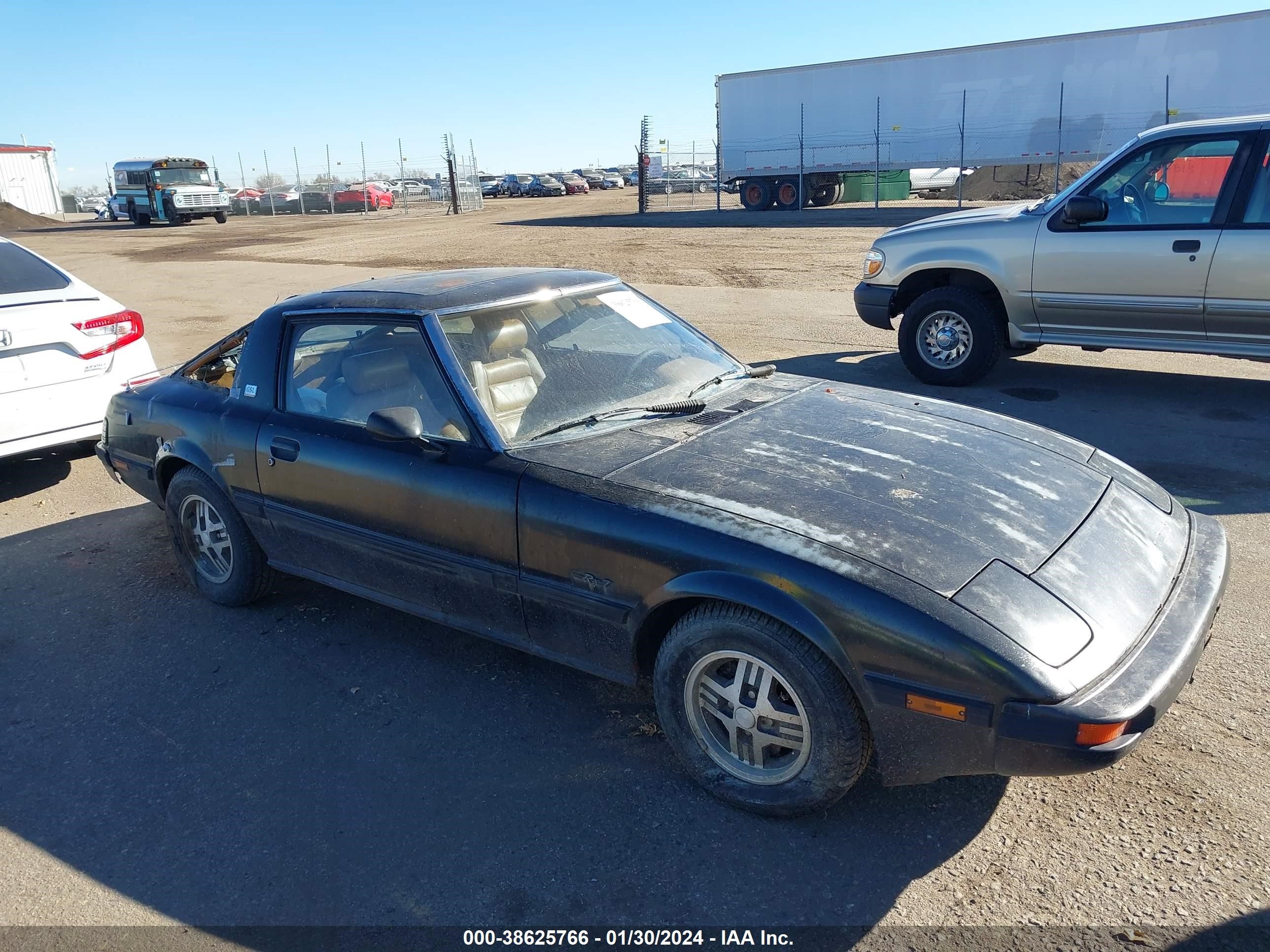 MAZDA RX-7 1982 jm1fb3318c0617404