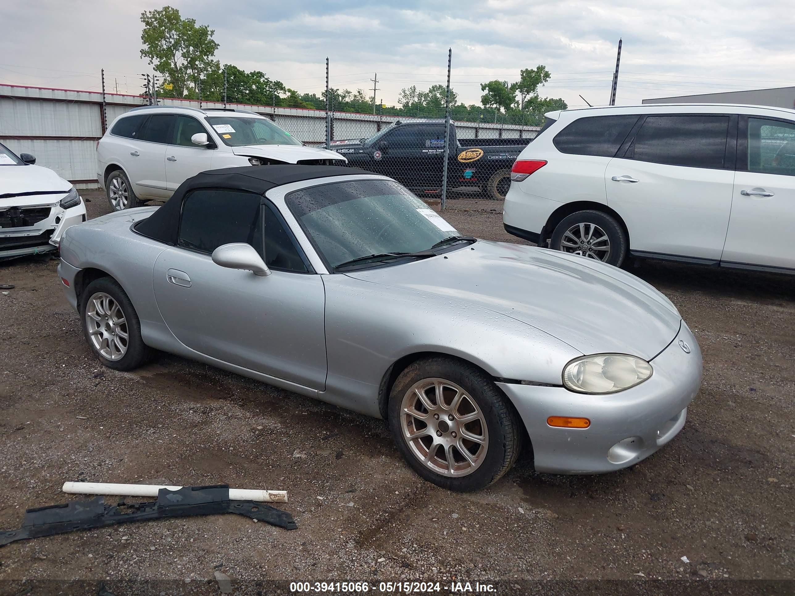 MAZDA MX-5 2001 jm1nb353210202229