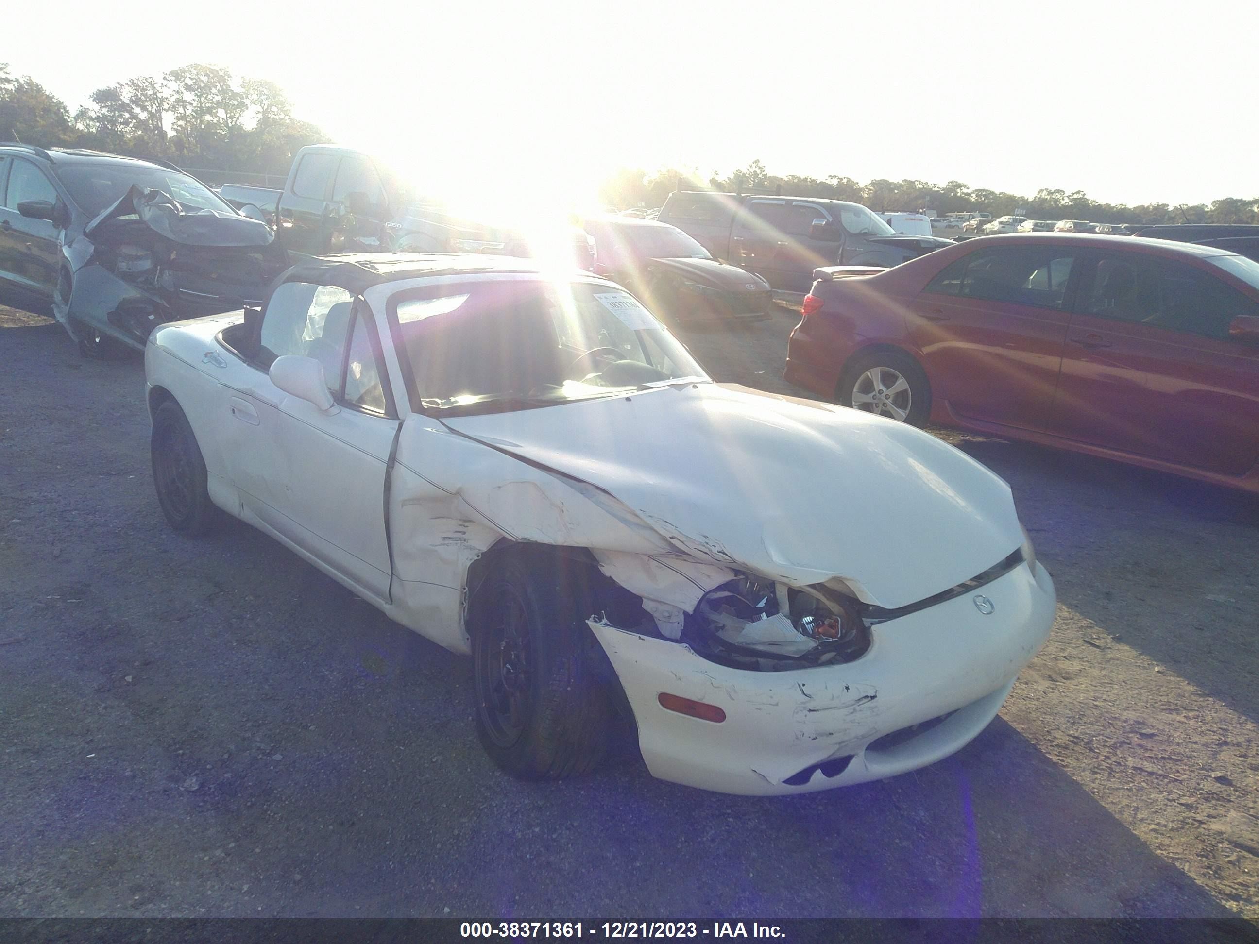 MAZDA MX-5 1999 jm1nb3536x0120870