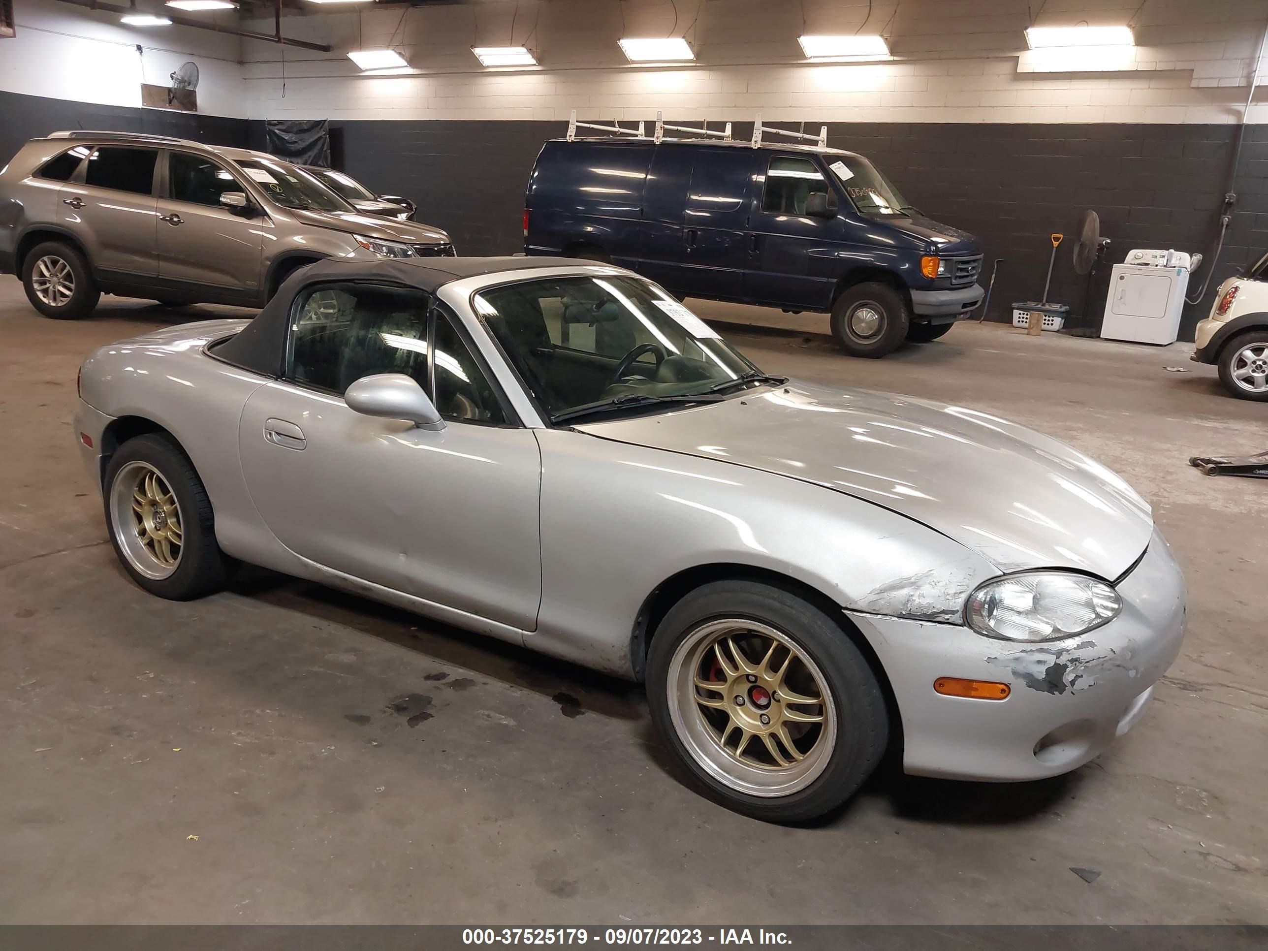 MAZDA MX-5 2001 jm1nb353x10206660