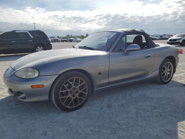 MAZDA MX-5 MIATA 2002 jm1nb353x20224724