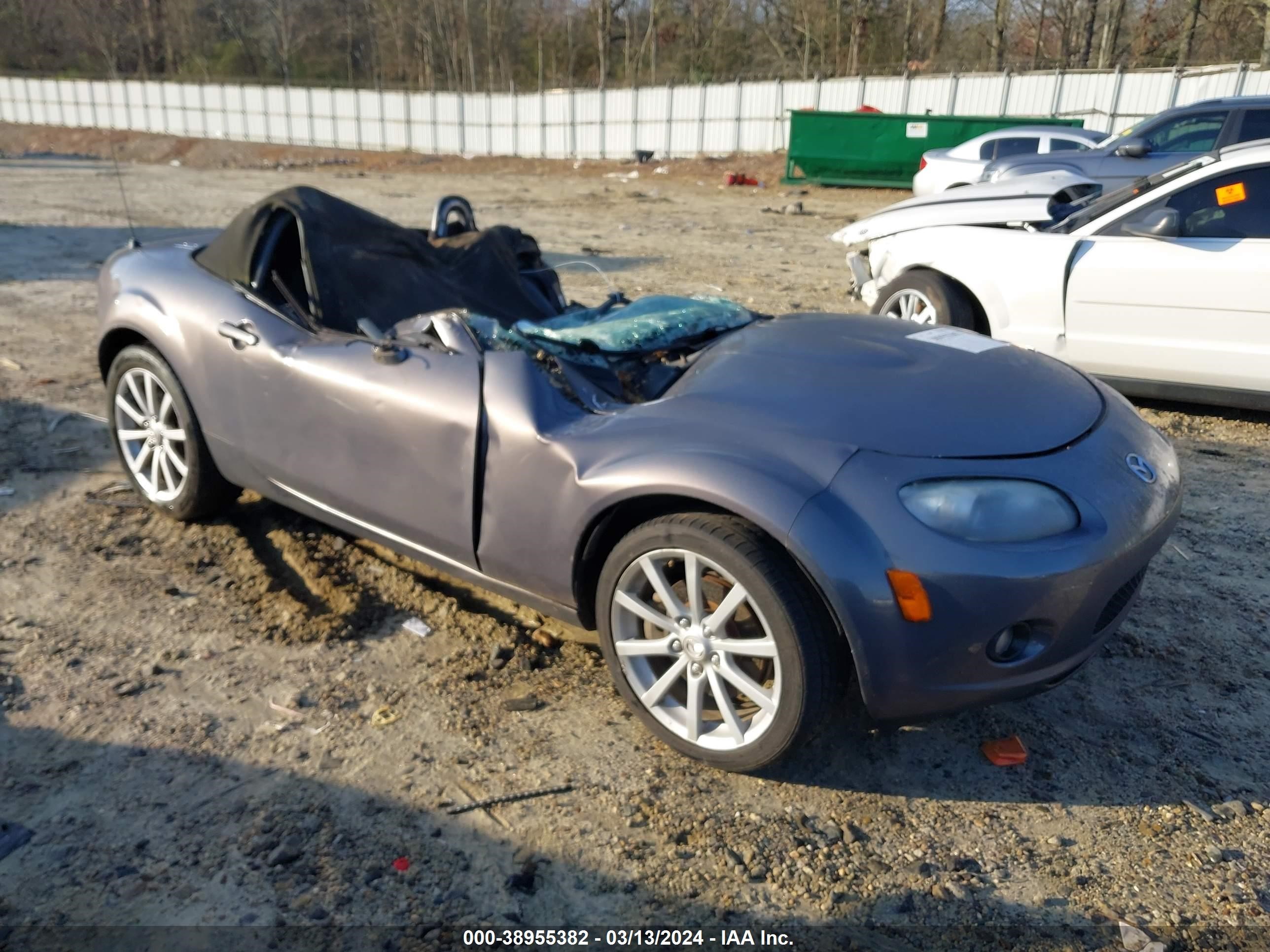 MAZDA MX-5 2006 jm1nc25f260110840