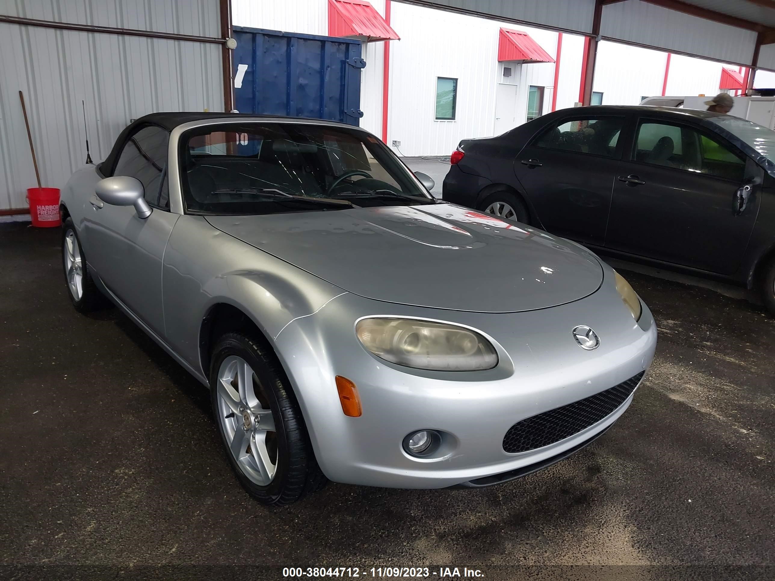 MAZDA MX-5 2006 jm1nc25f860114519