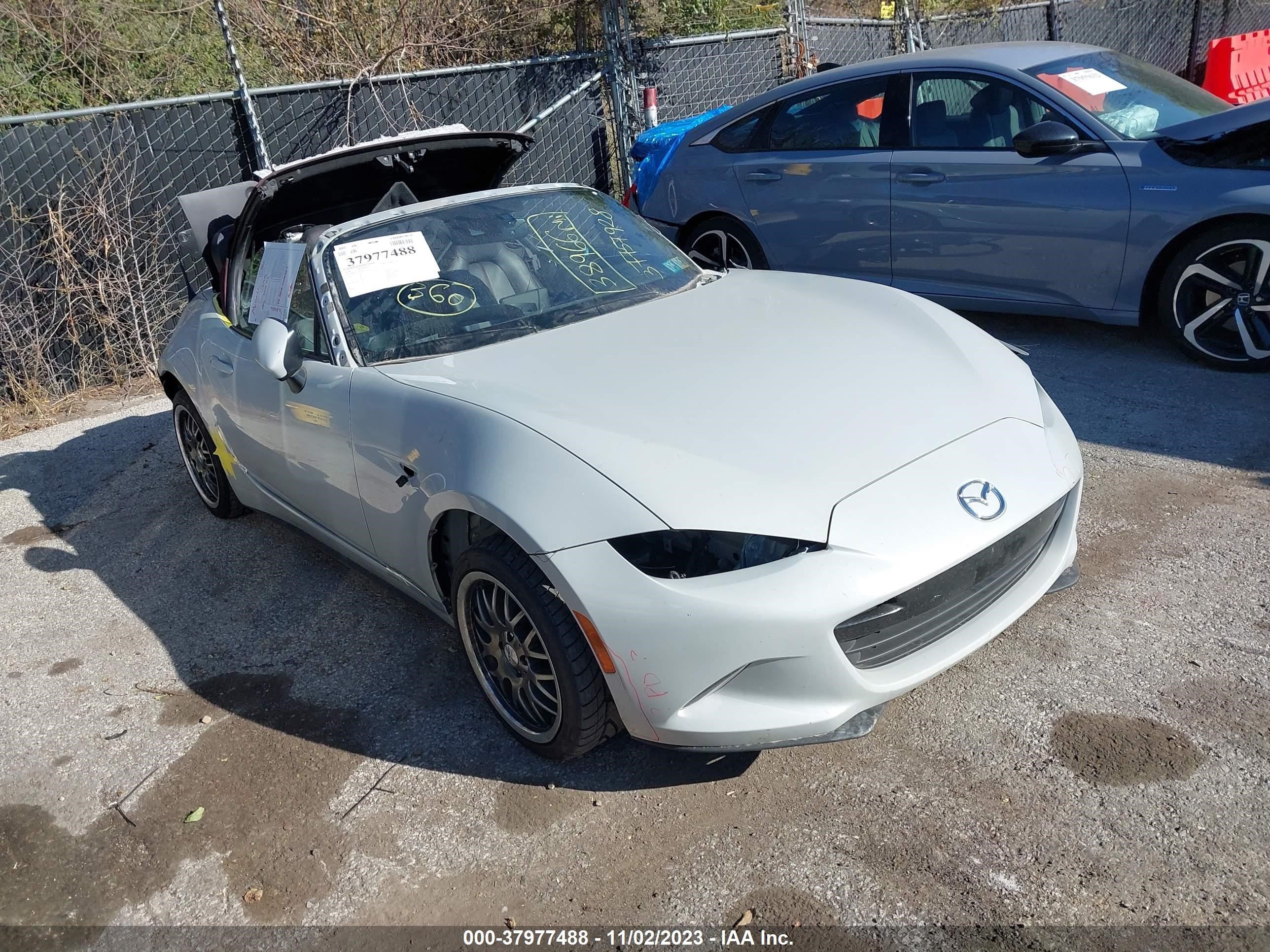 MAZDA MX-5 2018 jm1ndad70j0202670