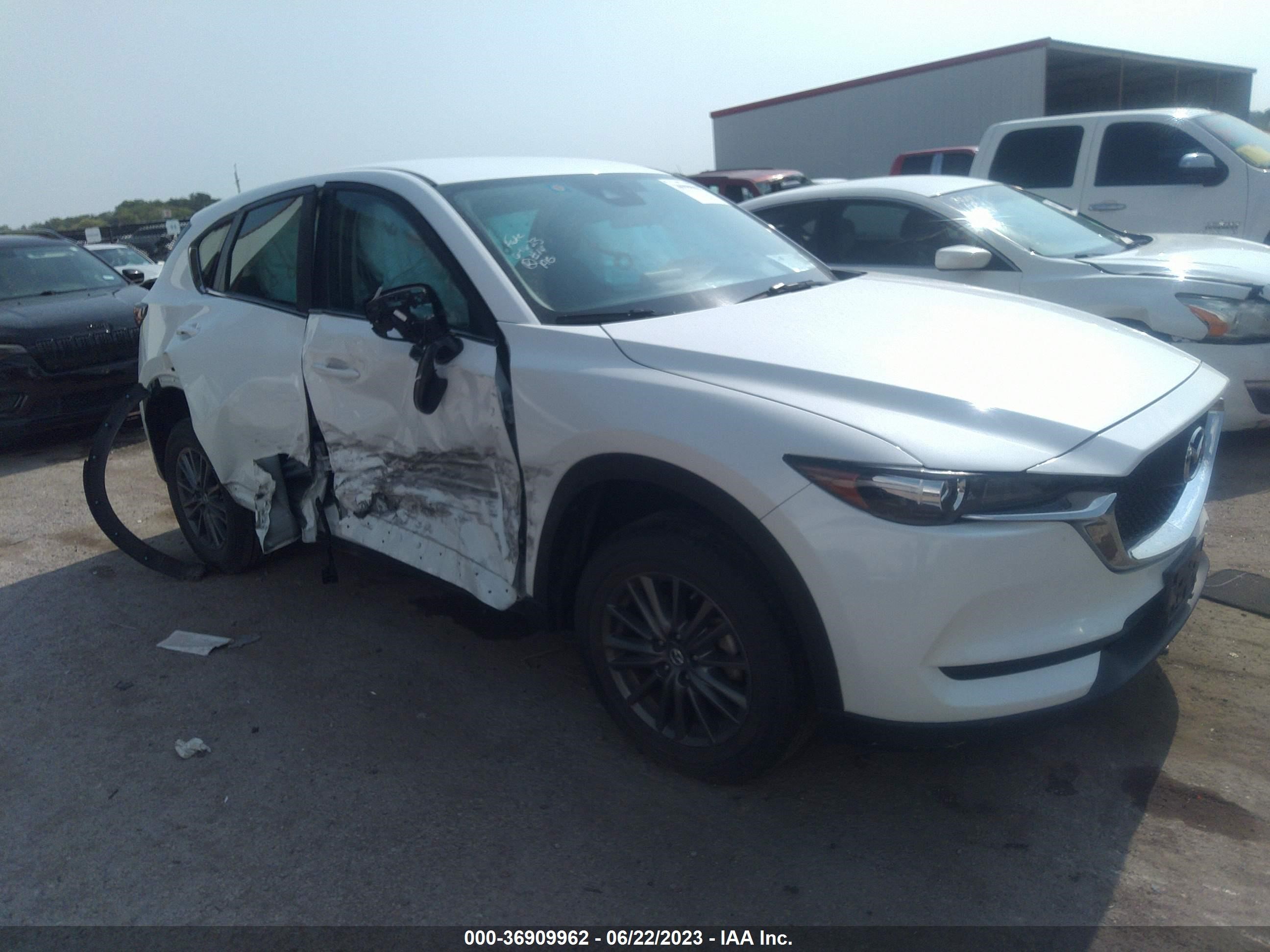 MAZDA CX-5 2017 jm3kfabl6h0192757