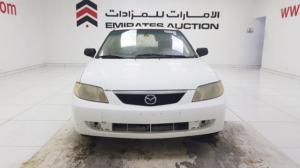 MAZDA 323 2001 jm7bj12m931215456