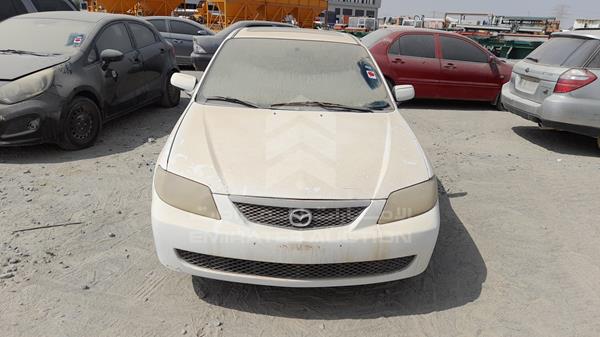 MAZDA 323 2002 jm7bj32m321208514