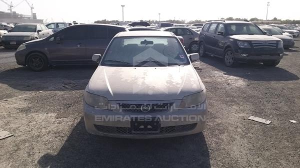 MAZDA 323 2003 jm7bj32m531223744