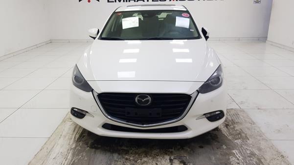 MAZDA 3 2019 jm7bn3h71k1244790