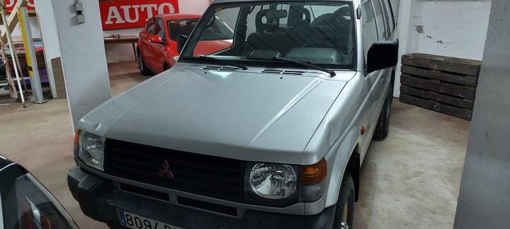 MITSUBISHI GALLOPER 4X4 (FOUR WHEEL DRIVE). 2000 jmb0nv4401j001590