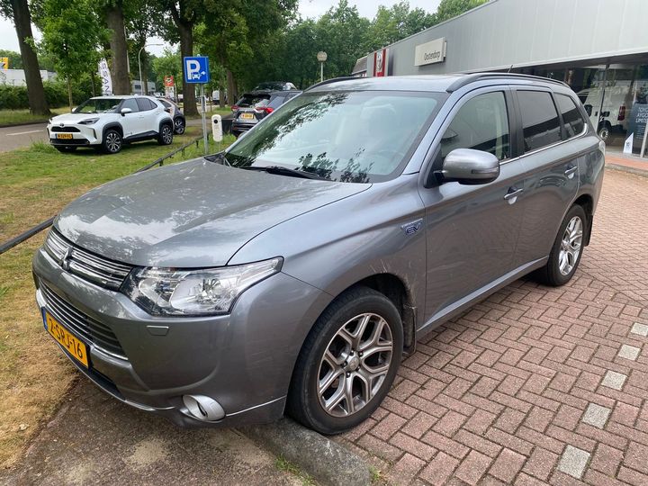 MITSUBISHI OUTLANDER 2013 jmbxdgg2wez002180