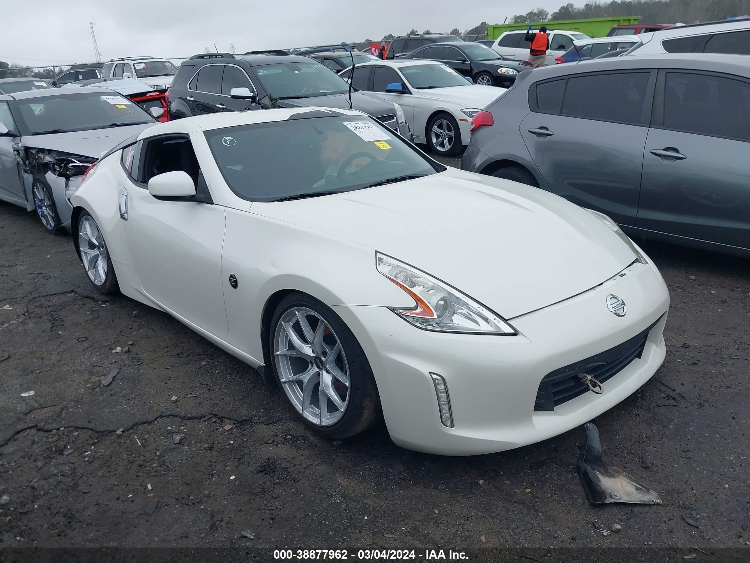 NISSAN 370Z 2017 jn1az4eh2hm952862