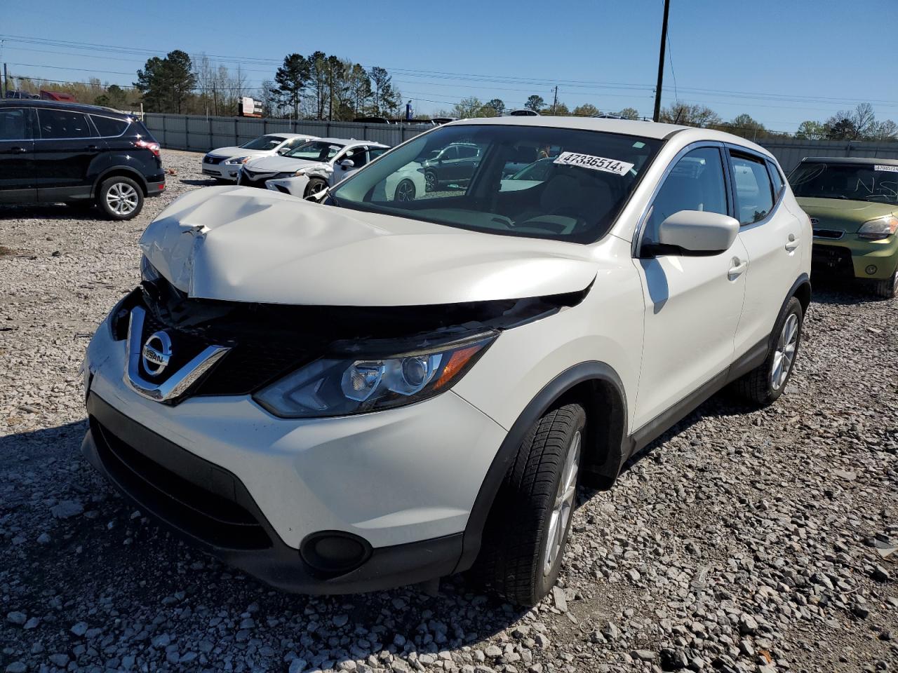 NISSAN ROGUE 2017 jn1bj1cp0hw009328