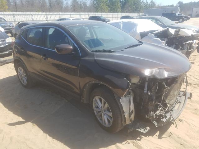 NISSAN ROGUE 2017 jn1bj1cp0hw009510