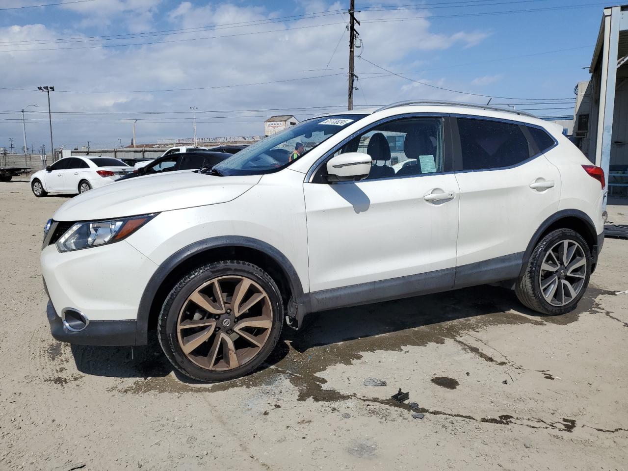 NISSAN ROGUE 2017 jn1bj1cp0hw021768