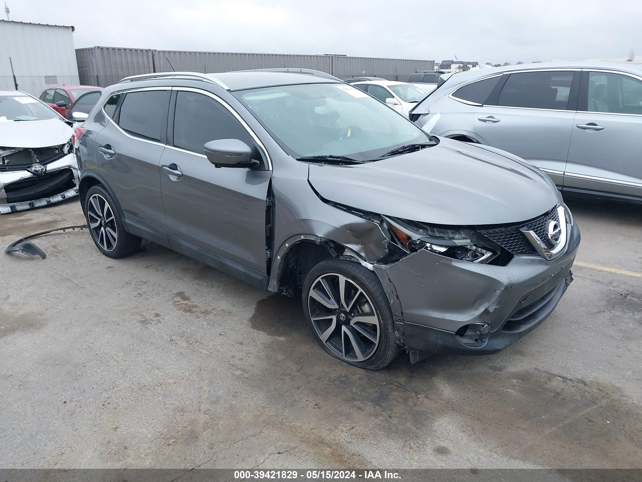 NISSAN ROGUE 2017 jn1bj1cp0hw030048