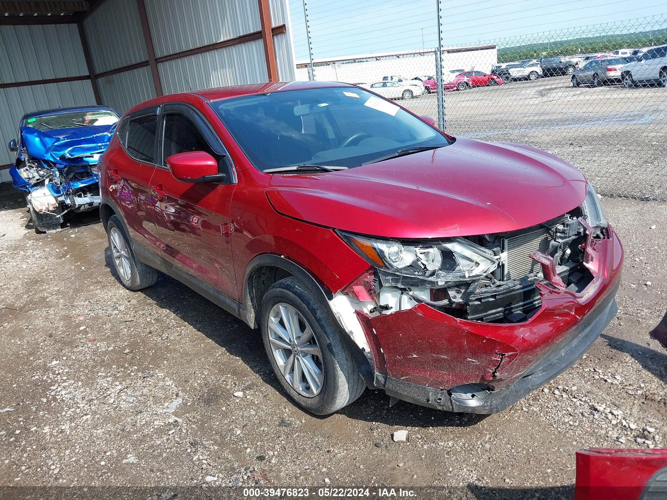 NISSAN ROGUE 2019 jn1bj1cp0kw216907