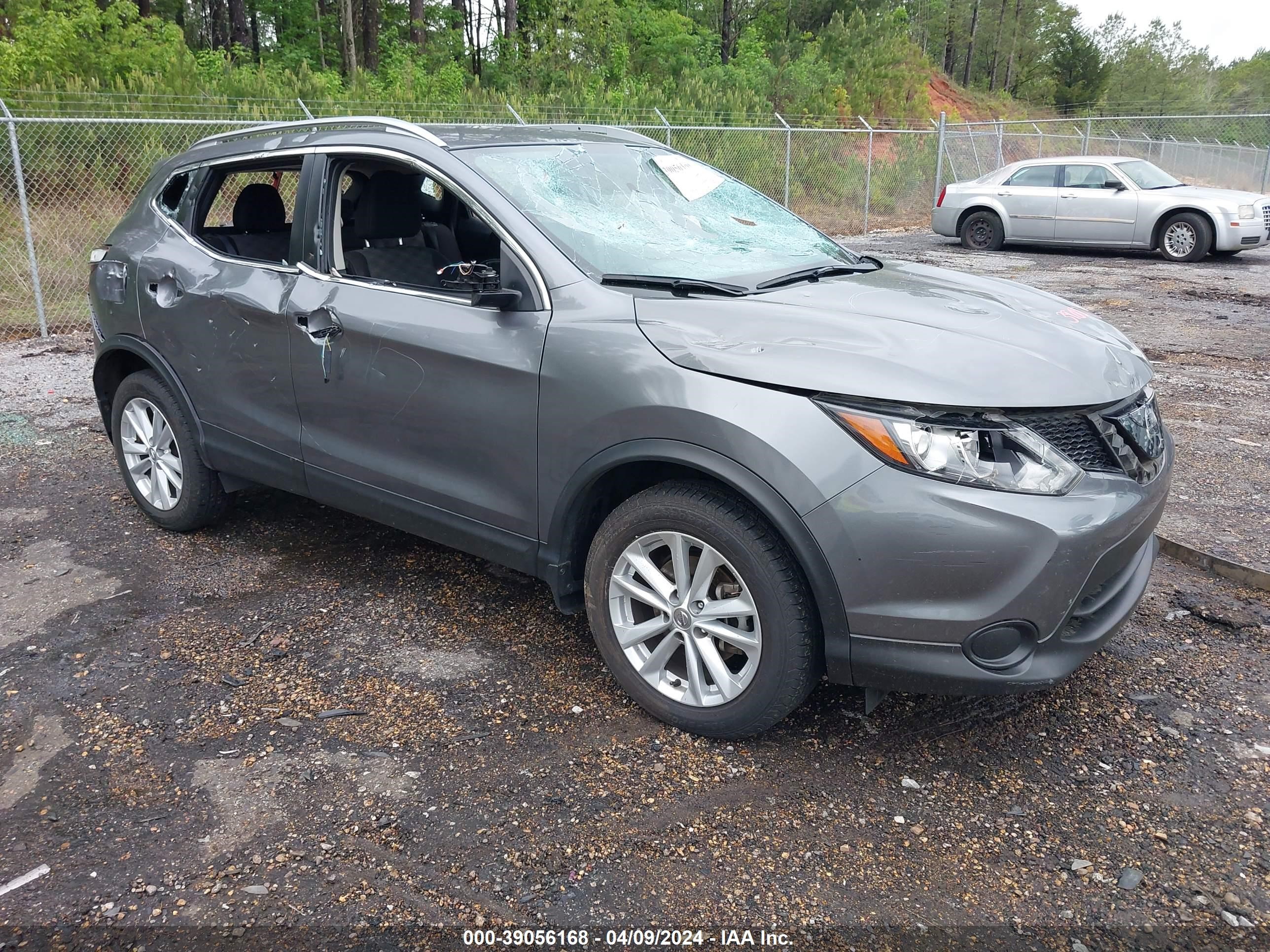 NISSAN ROGUE 2018 jn1bj1cp1jw153623