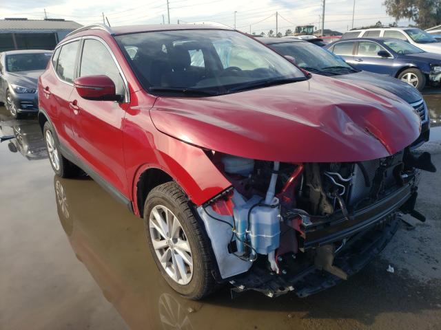 NISSAN ROGUE 2018 jn1bj1cp1jw190316