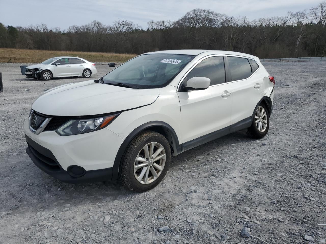 NISSAN ROGUE 2018 jn1bj1cp2jw163495