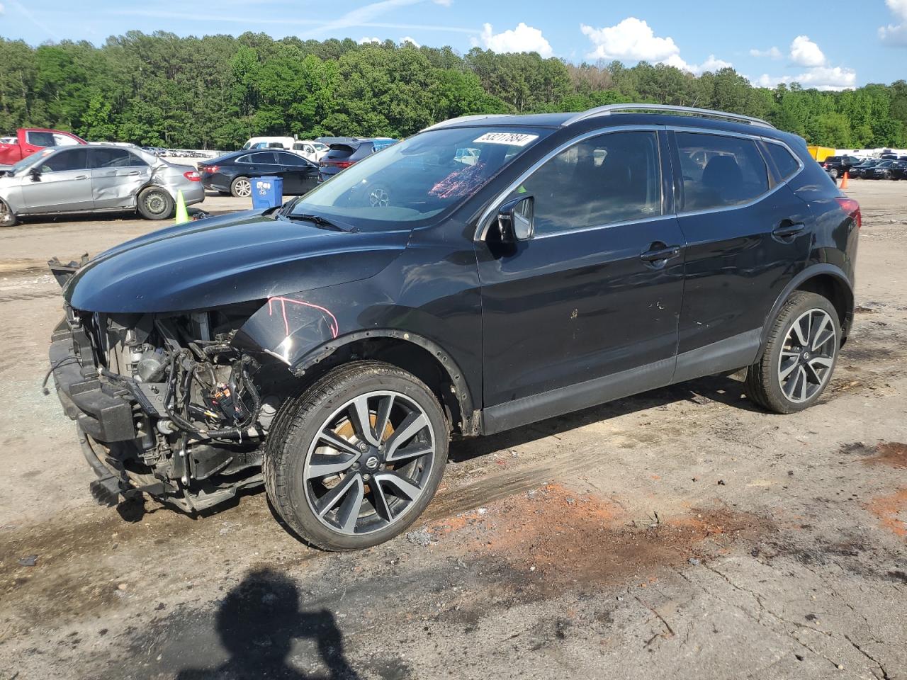 NISSAN ROGUE 2018 jn1bj1cp2jw183469