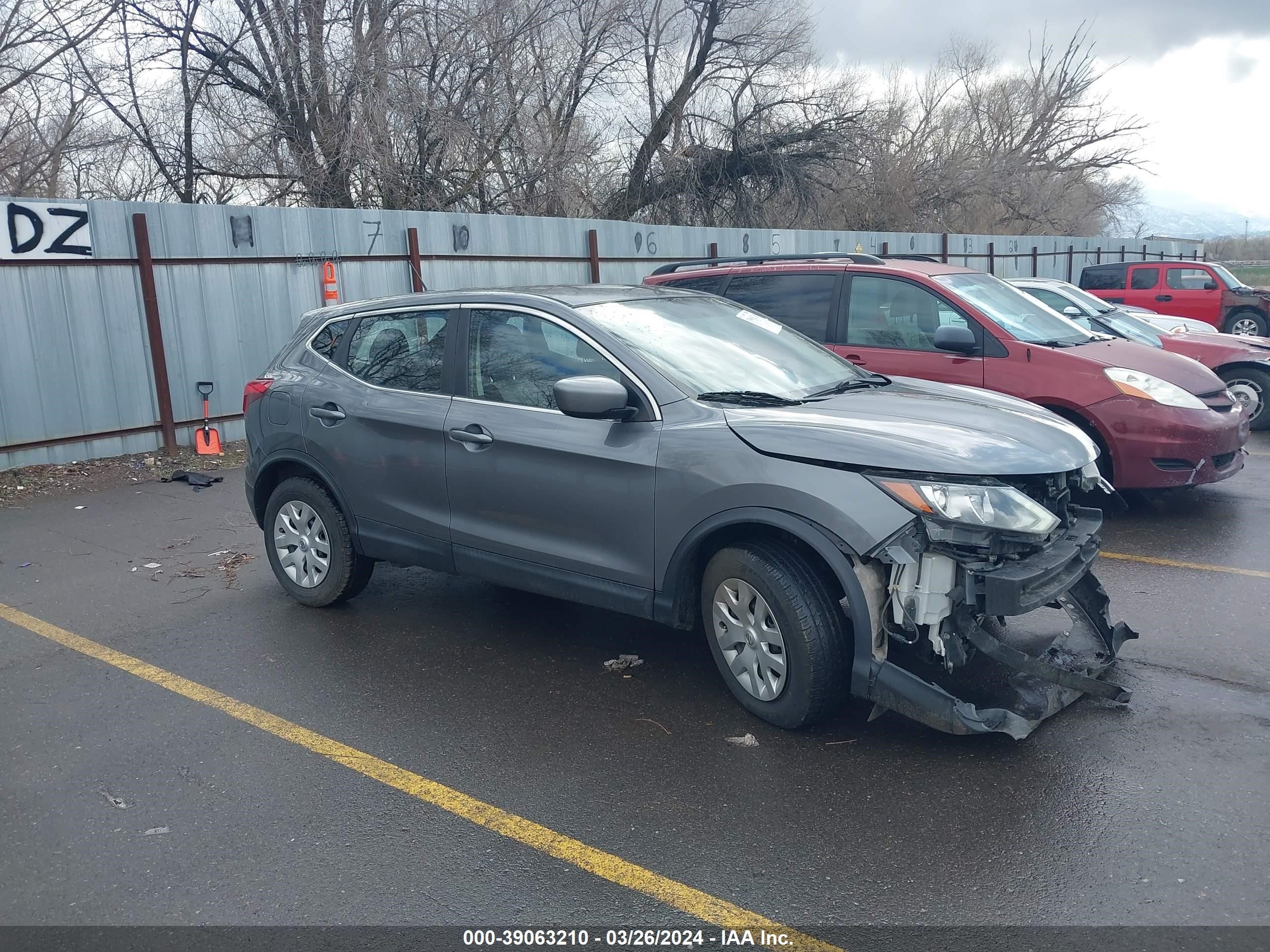 NISSAN ROGUE 2019 jn1bj1cp2kw221610