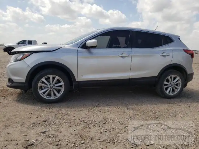 NISSAN ROGUE 2019 jn1bj1cp2kw530056