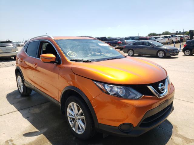 NISSAN ROGUE 2017 jn1bj1cp3hw009744