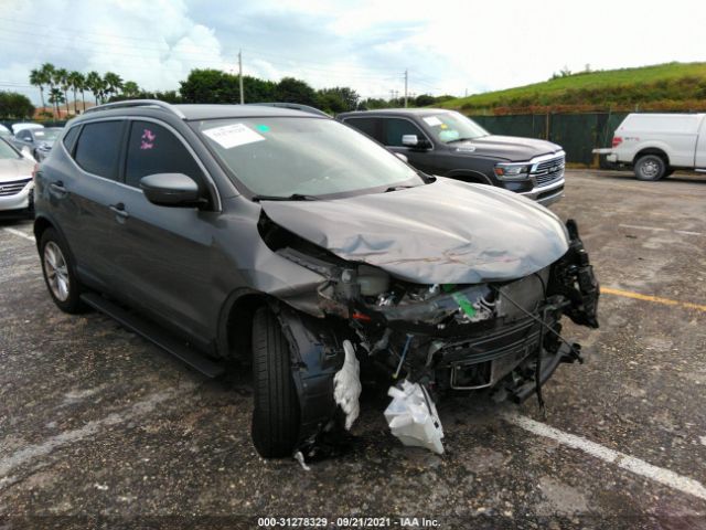 NISSAN ROGUE SPORT 2017 jn1bj1cp3hw015897