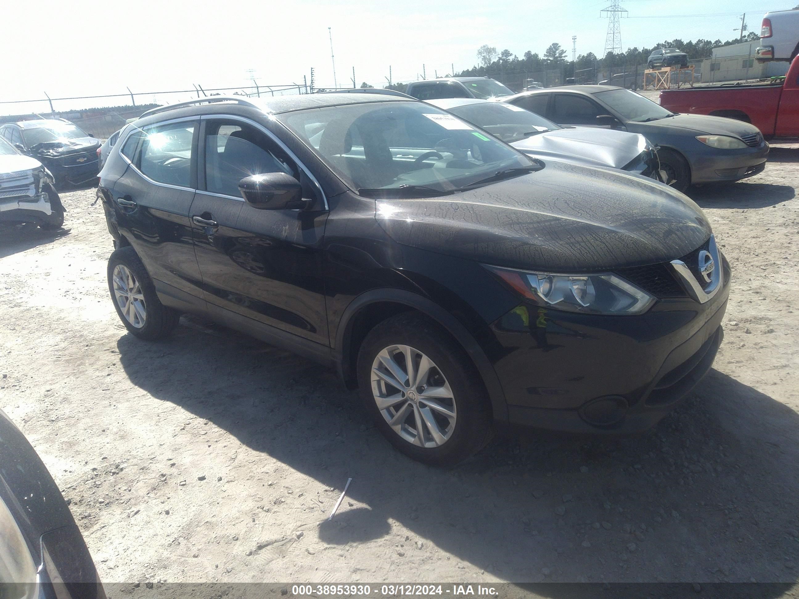 NISSAN ROGUE 2017 jn1bj1cp3hw026270