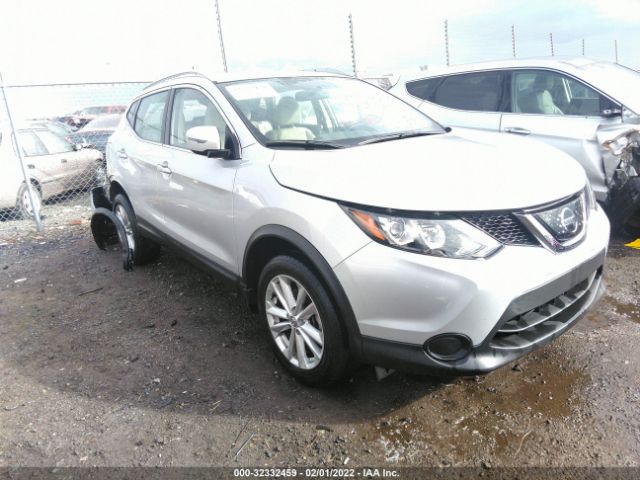 NISSAN ROGUE SPORT 2018 jn1bj1cp3jw184890