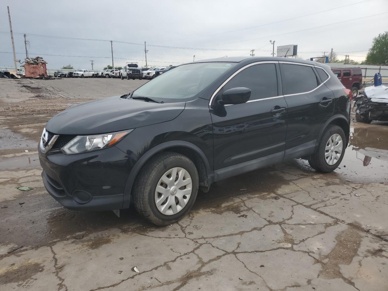 NISSAN ROGUE 2017 jn1bj1cp4hw000759