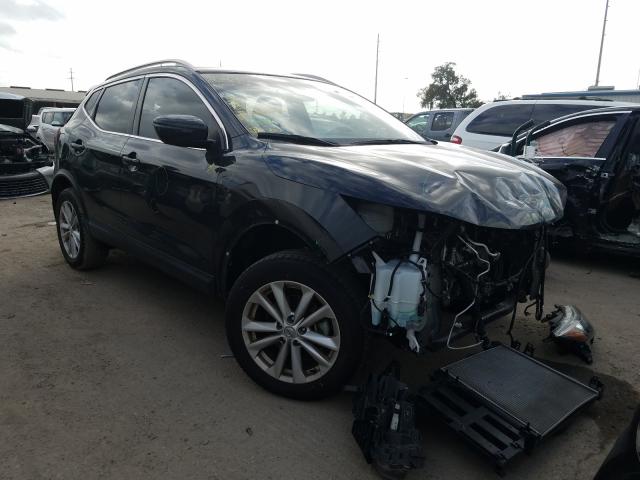 NISSAN ROGUE 2017 jn1bj1cp4hw012734