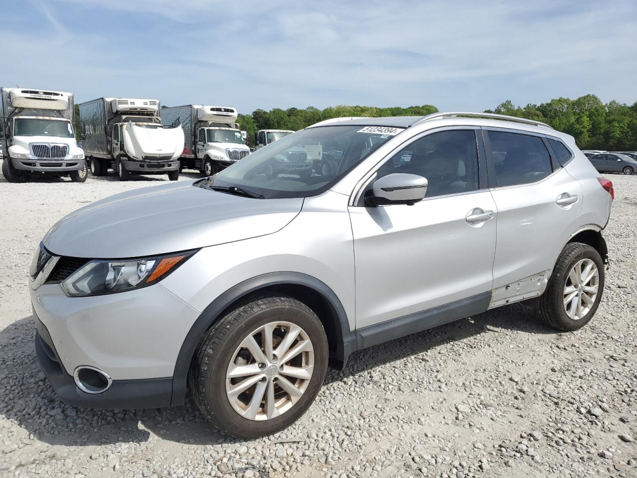 NISSAN ROGUE 2018 jn1bj1cp4jw196708