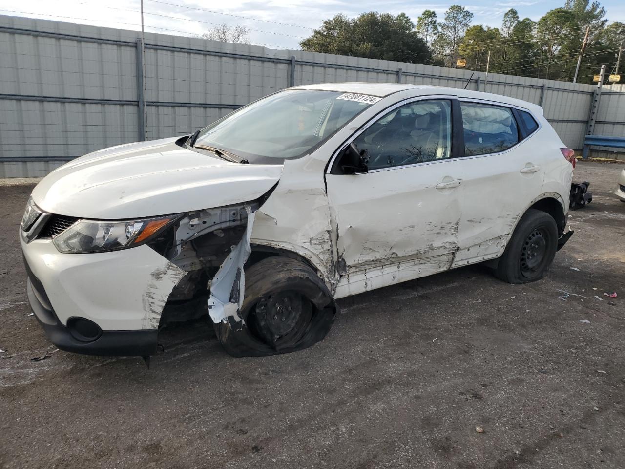 NISSAN ROGUE 2019 jn1bj1cp4kw213489