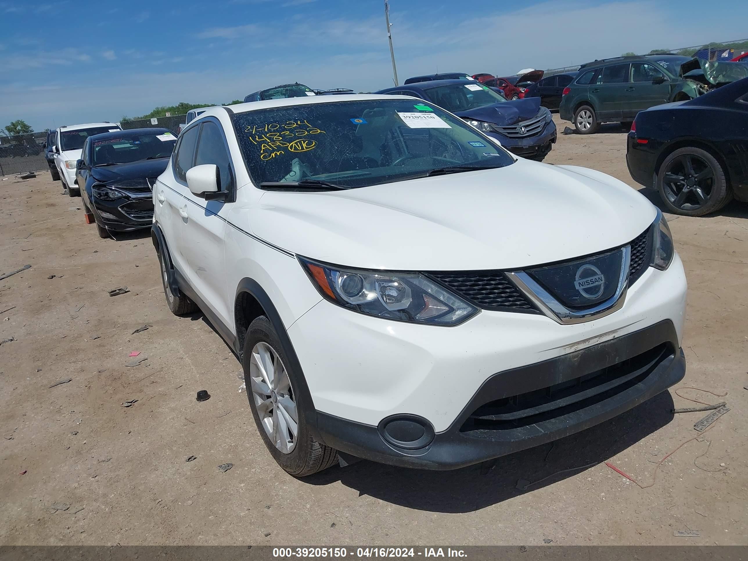 NISSAN ROGUE 2019 jn1bj1cp4kw227179