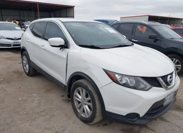 NISSAN ROGUE 2017 jn1bj1cp5hw006294