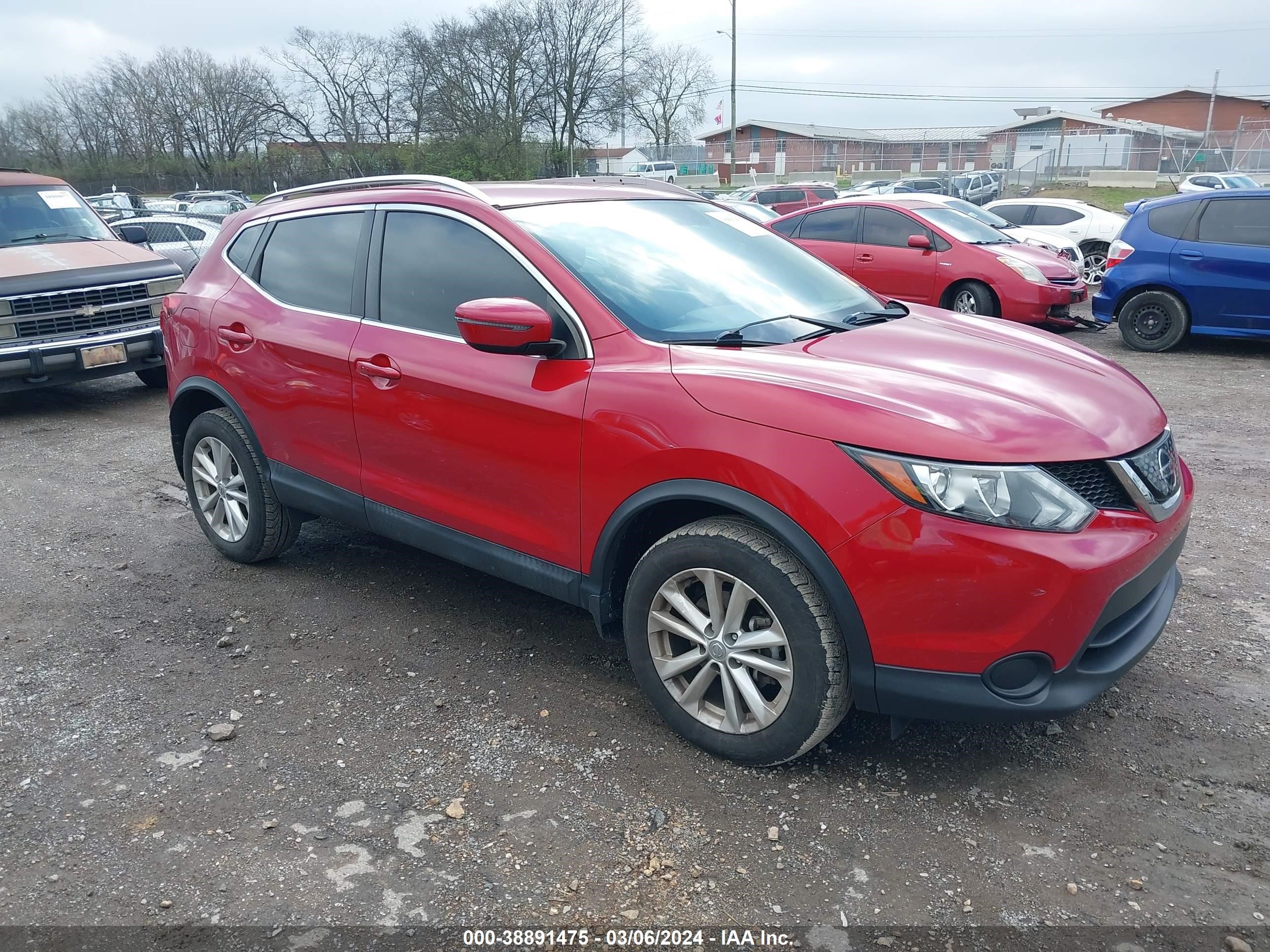 NISSAN ROGUE 2018 jn1bj1cp5jw189167