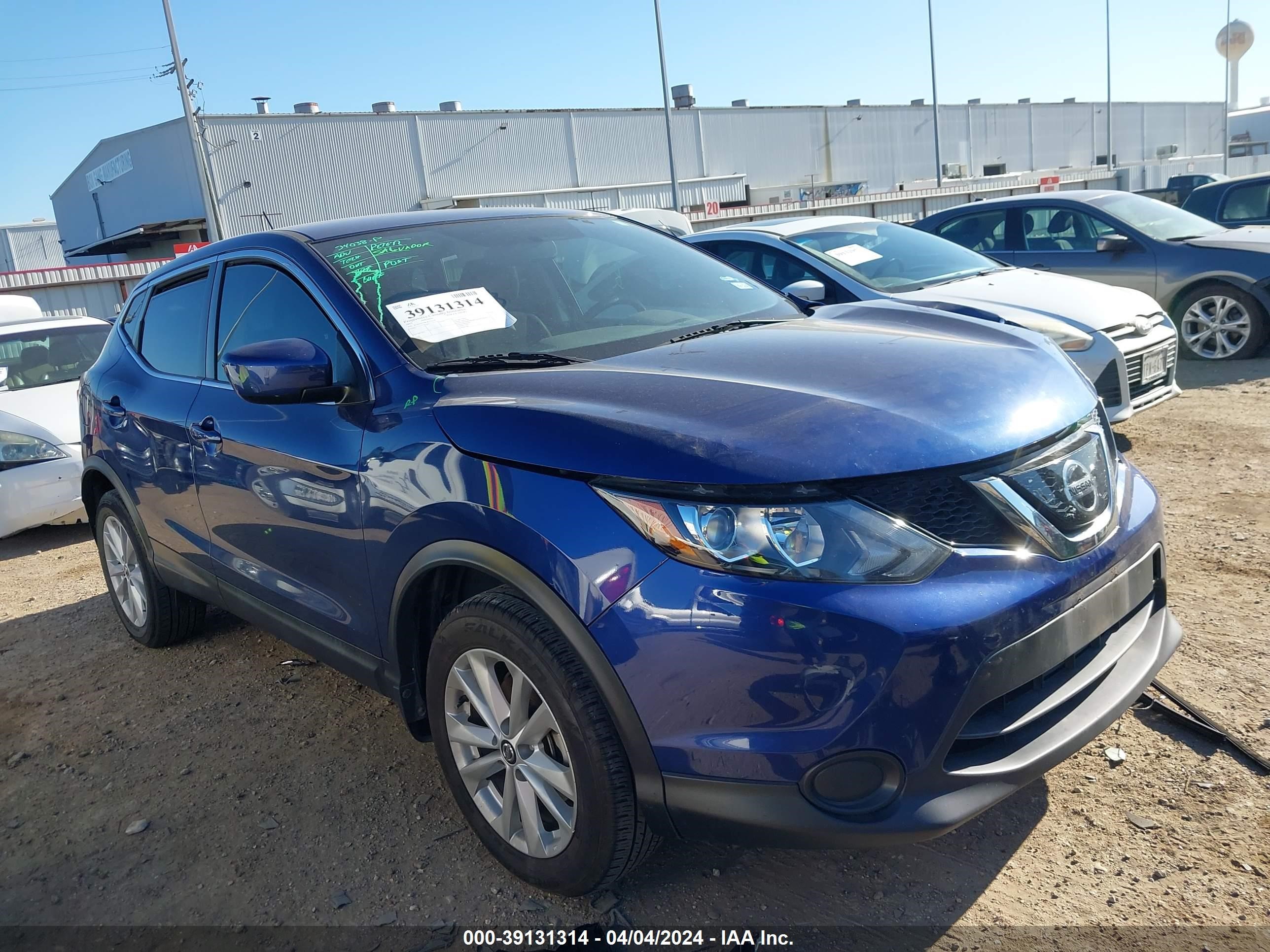 NISSAN ROGUE 2019 jn1bj1cp5kw232374