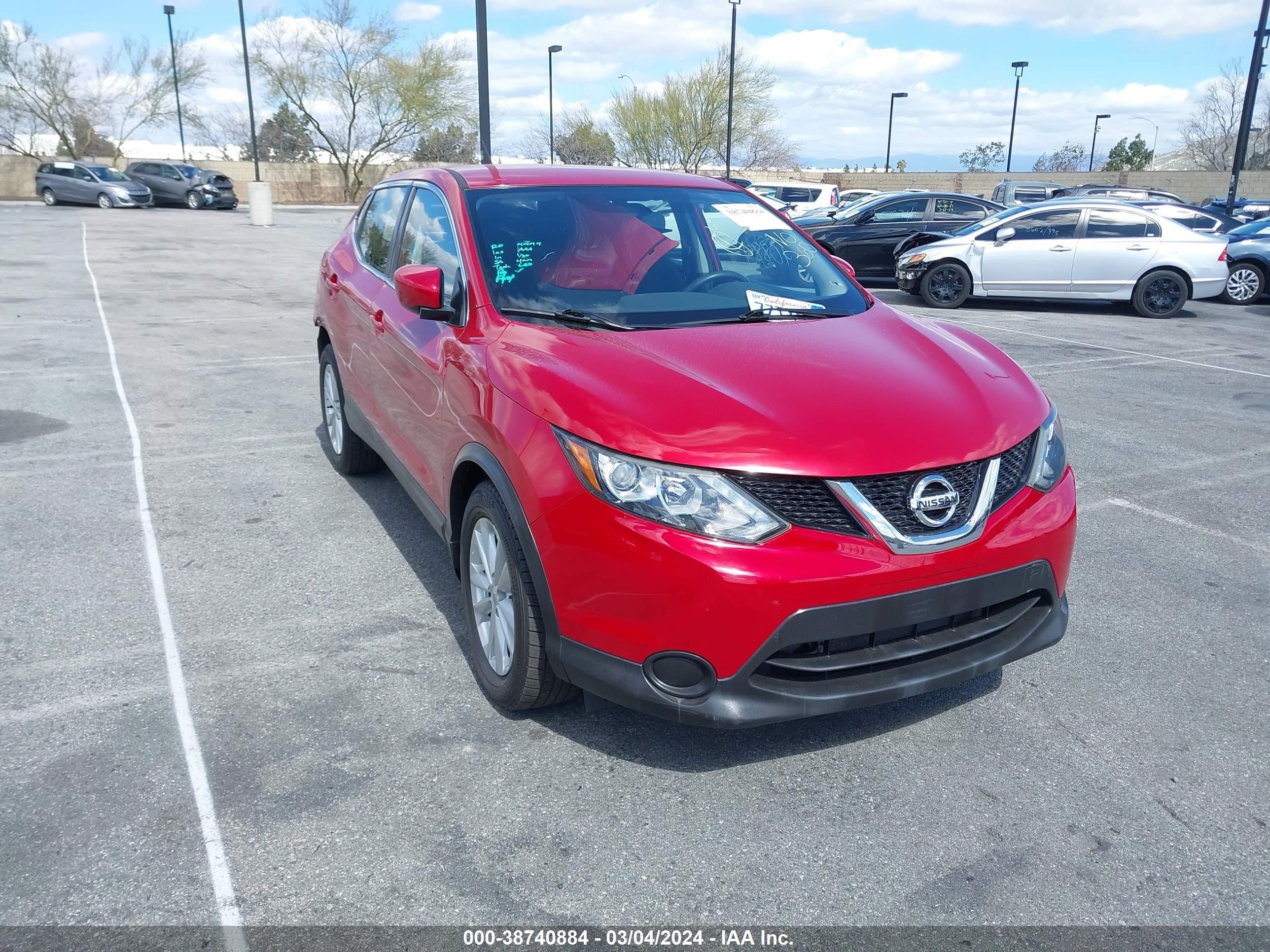 NISSAN ROGUE 2017 jn1bj1cp6hw014226