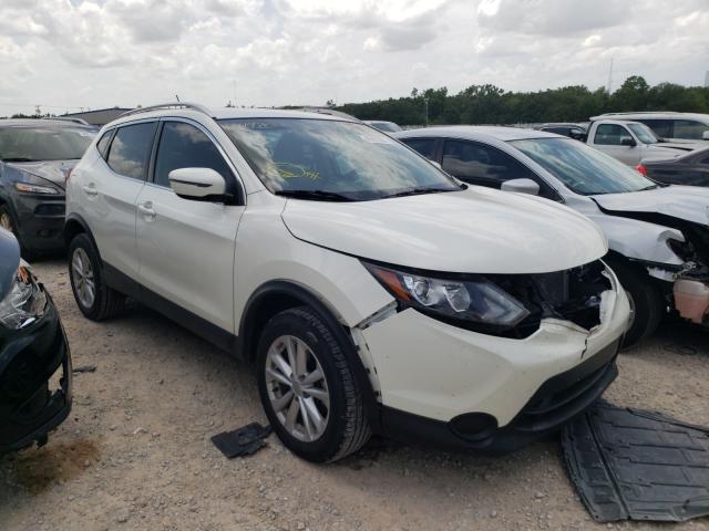 NISSAN ROGUE SPOR 2018 jn1bj1cp7jw164920