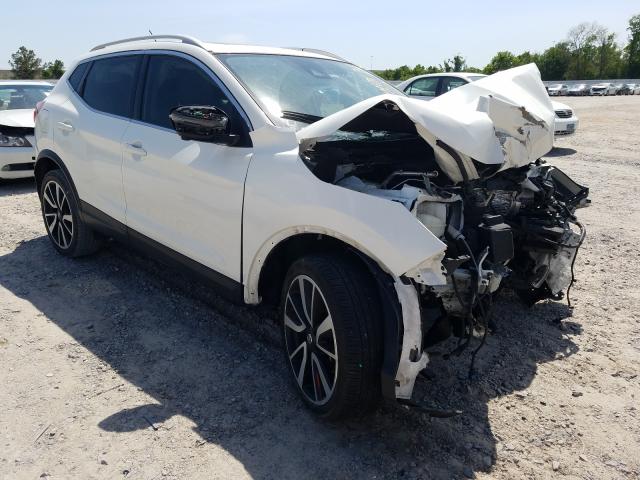 NISSAN ROGUE 2018 jn1bj1cp8jw153358