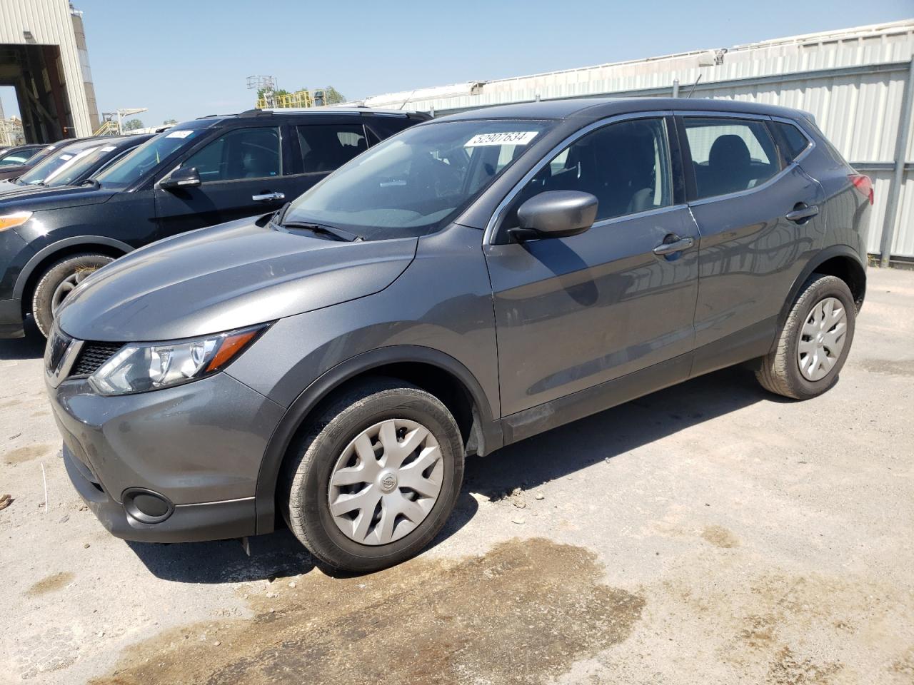 NISSAN ROGUE 2018 jn1bj1cp8jw160388