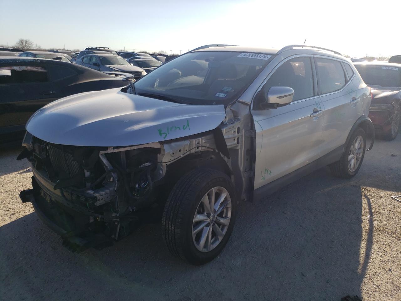 NISSAN ROGUE SPORT 2018 jn1bj1cp8jw184996