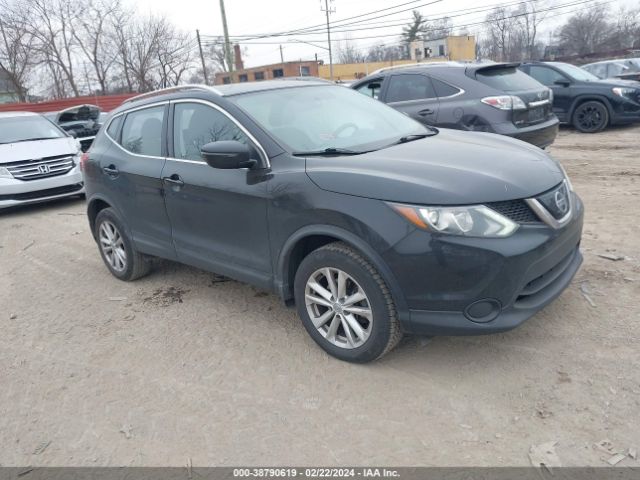 NISSAN ROGUE SPORT 2018 jn1bj1cp8jw193326