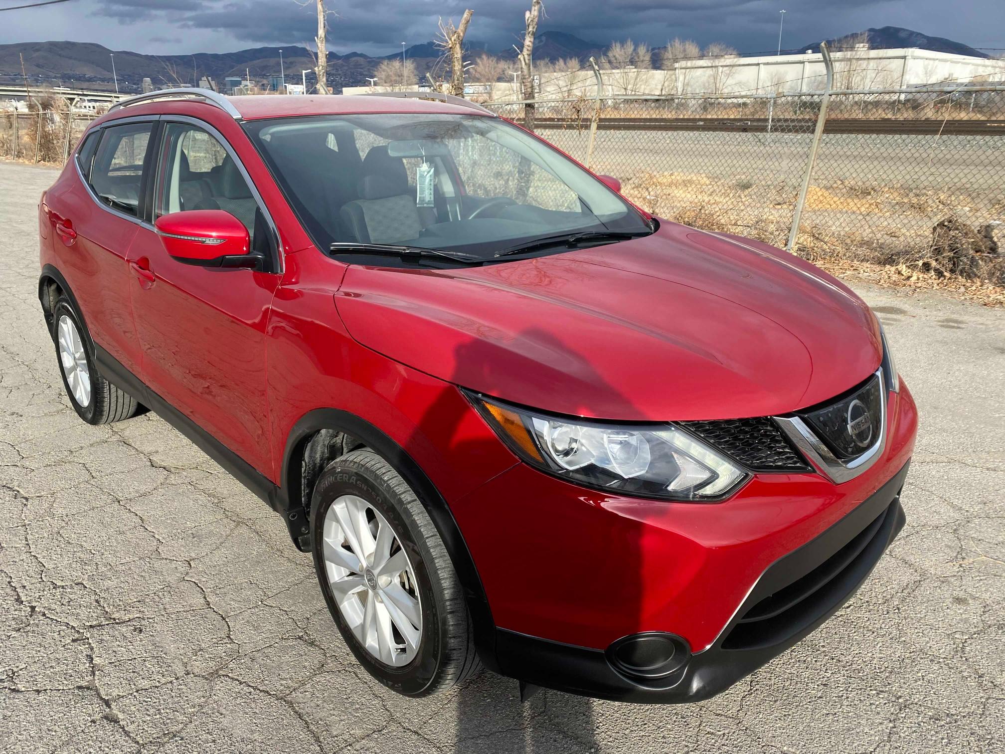 NISSAN ROGUE SPOR 2018 jn1bj1cp9jw185753