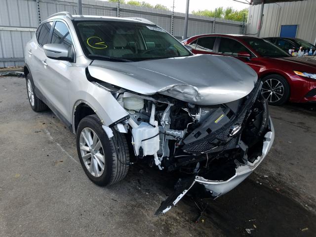 NISSAN ROGUE 2017 jn1bj1cpxhw010101