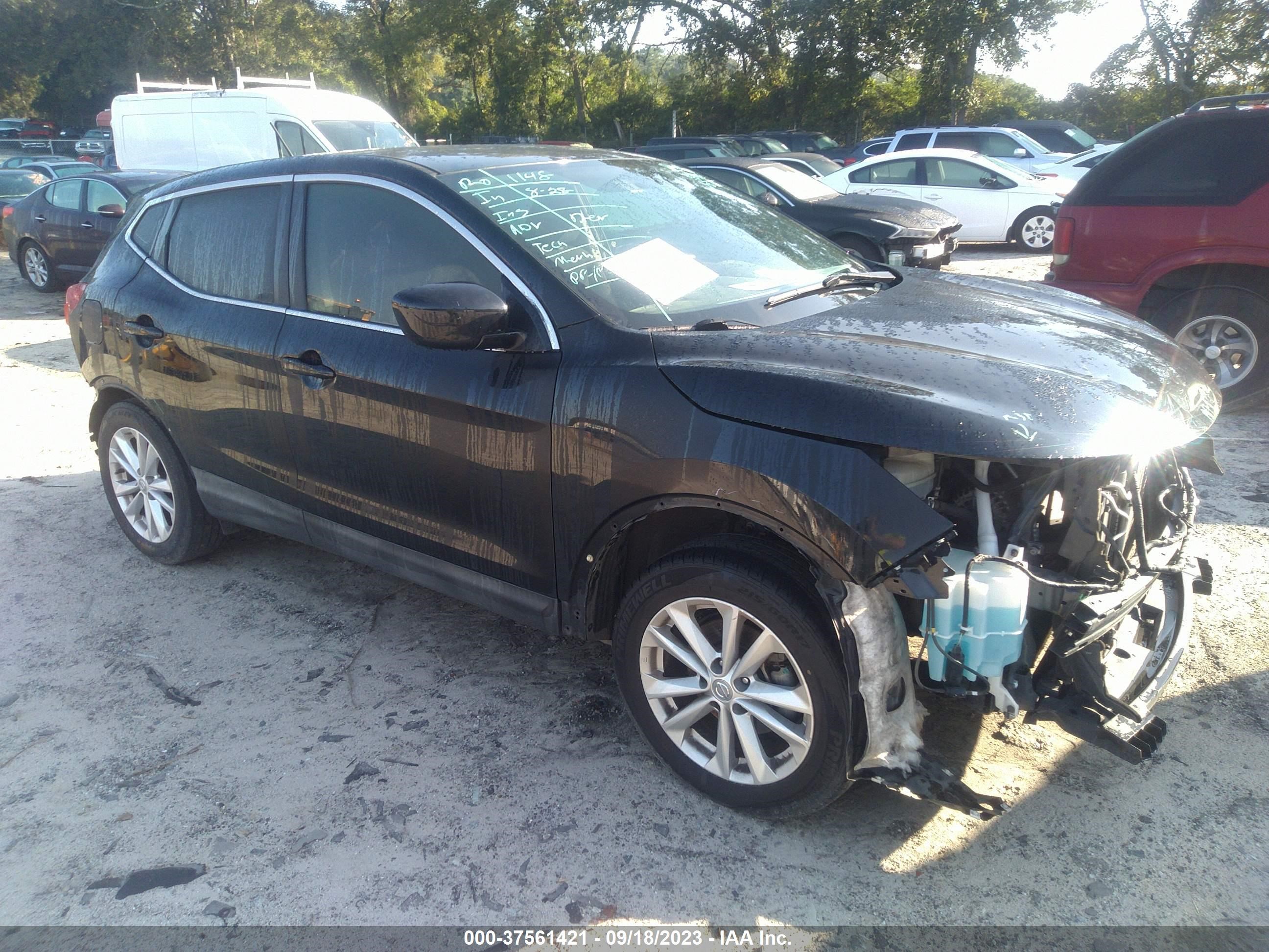 NISSAN ROGUE 2017 jn1bj1cpxhw036861