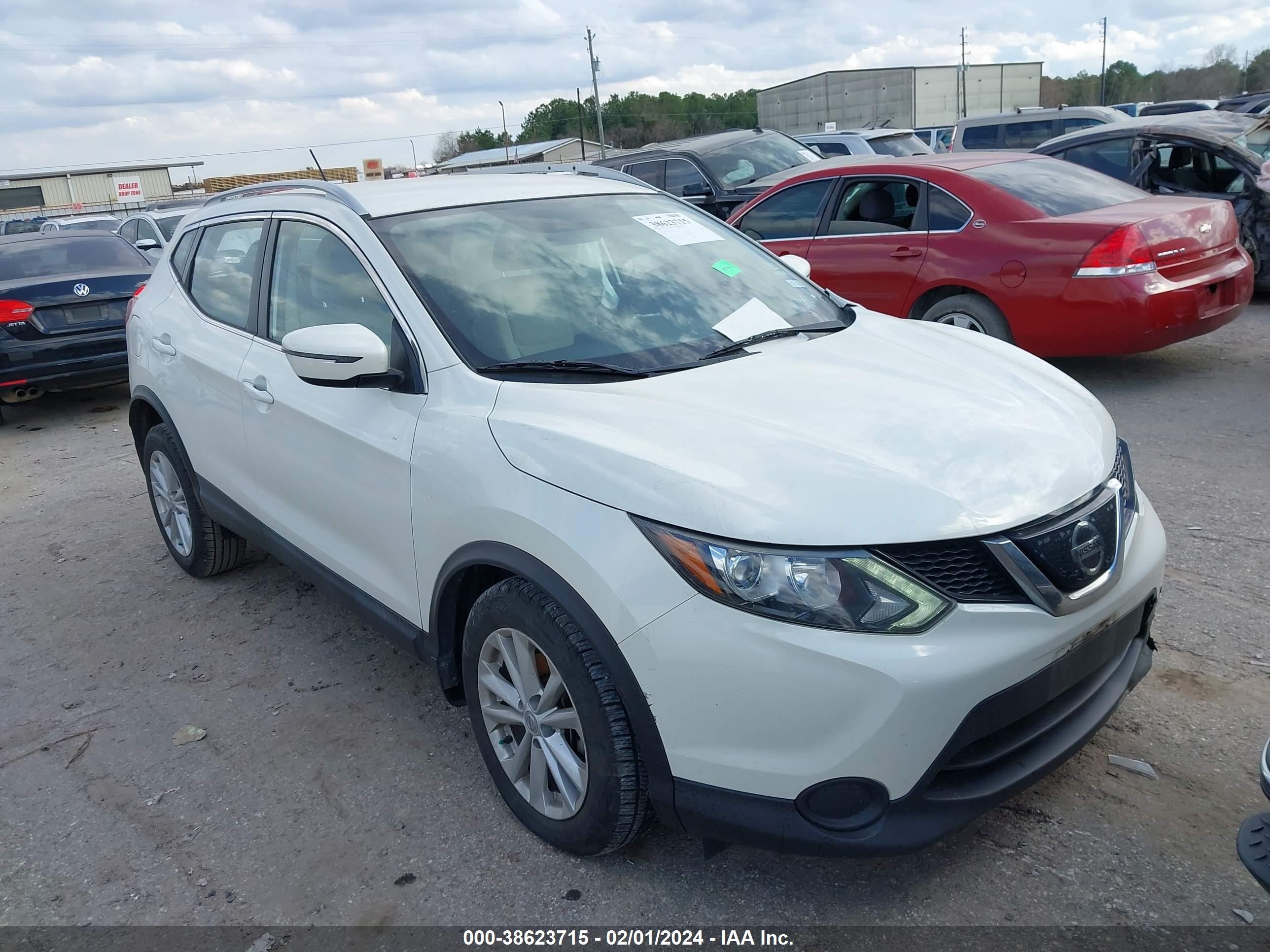 NISSAN ROGUE 2018 jn1bj1cpxjw182490